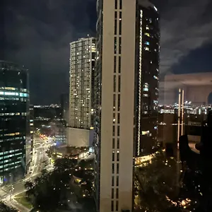 Spacious Bgc 2 Bedroom With A View Apartment Manila